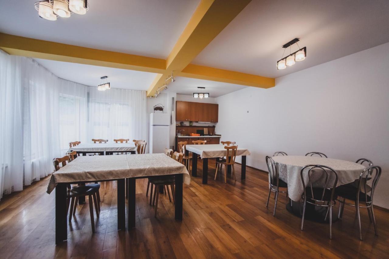 La Padure Pensiune-restaurant בית הארחה Novaci-Străini